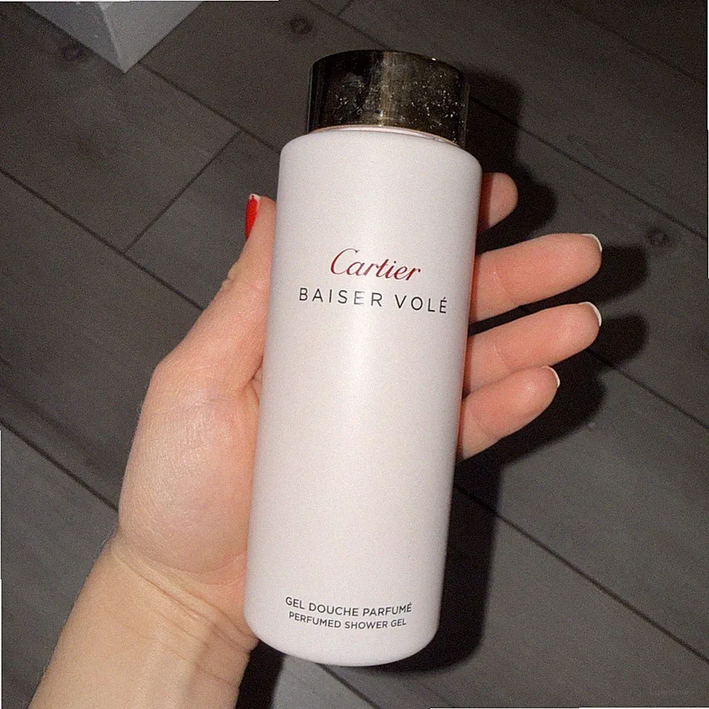 Cartier Baiser Vole Perfume Shower Gel 200 Ml Full-Size